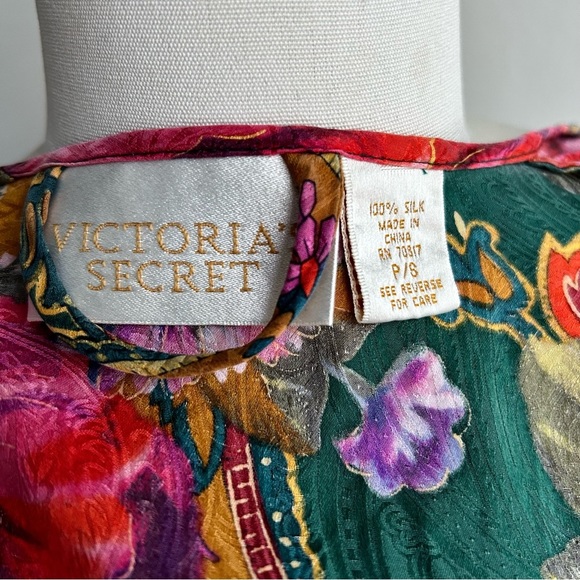 VINTAGE Y2K RARE VICTORIAS SECRET 100% SILK PAISLEY METALLIC GOLD PRINTED KIMONO - Picture 8 of 8